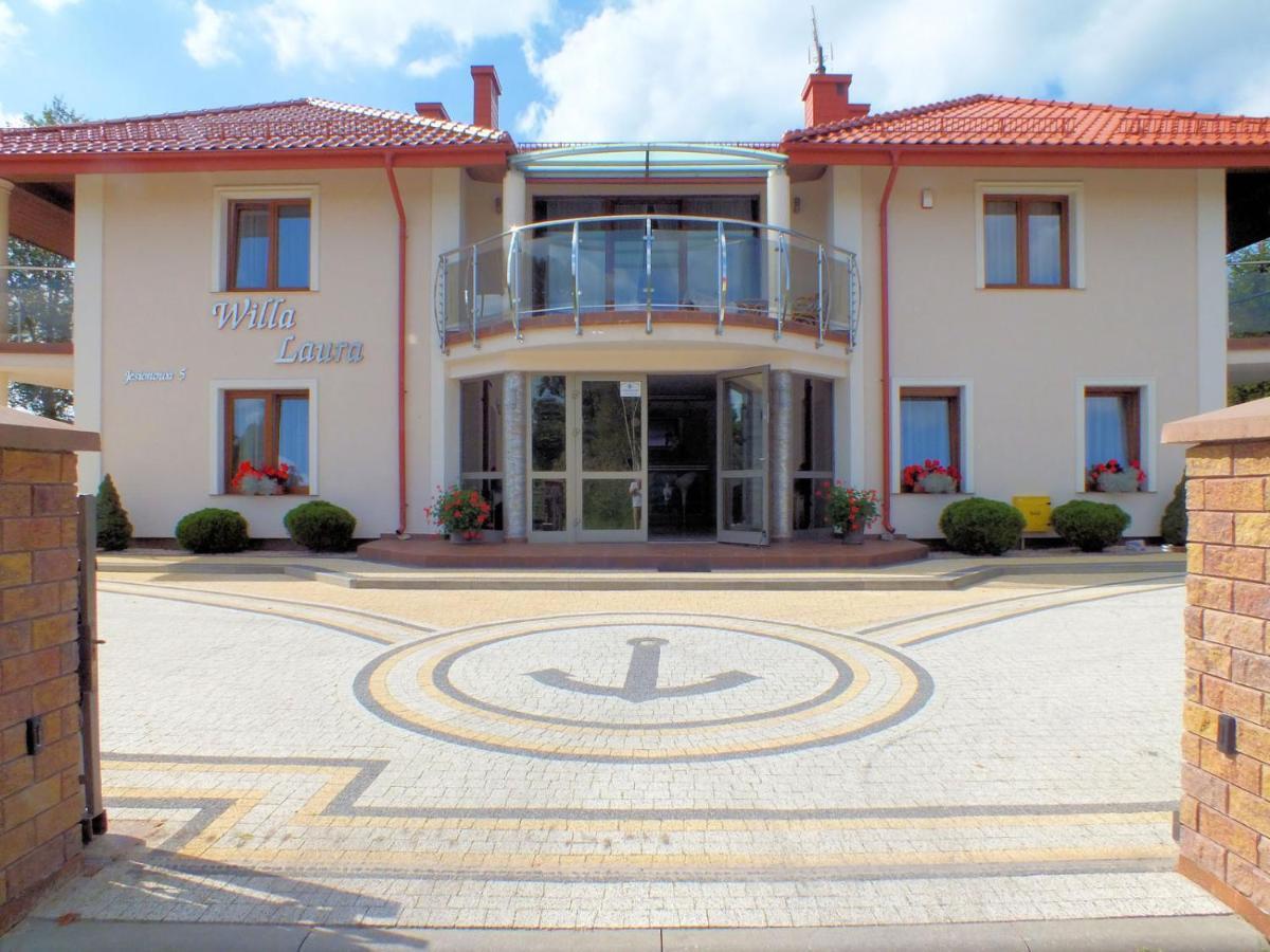 Willa Laura Rowy - Apartamenty Nad Morzem Esterno foto